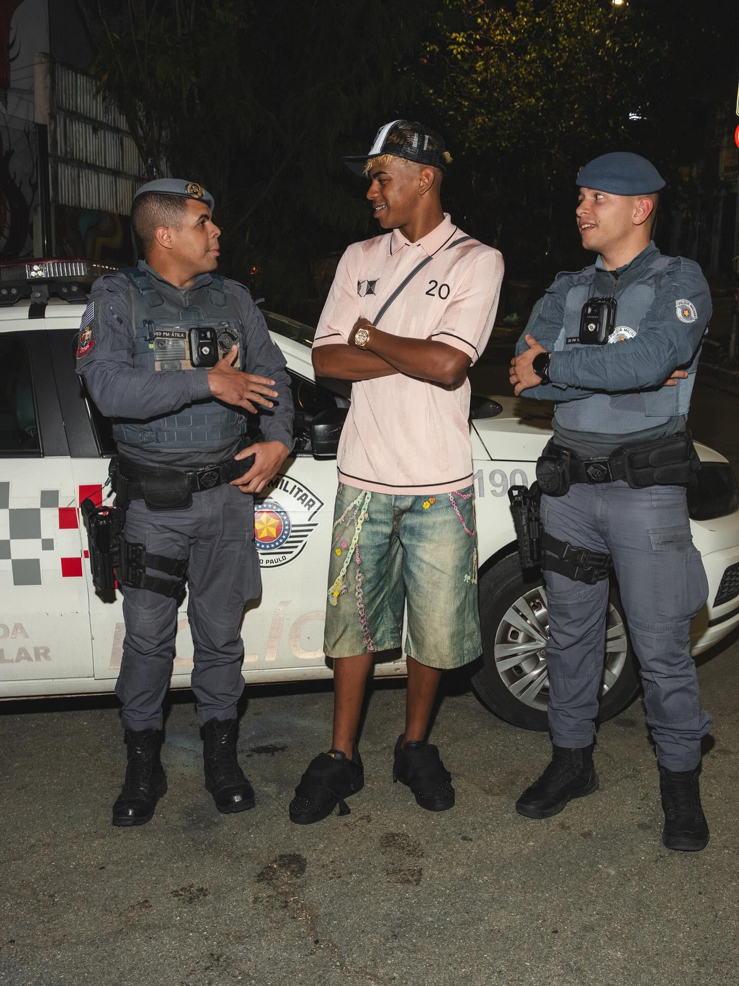 地以稳定但 地以稳定但